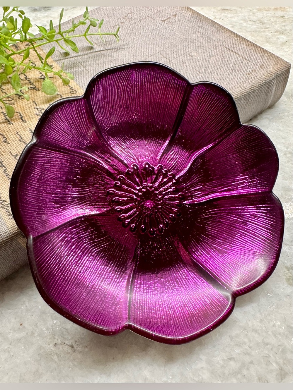New Purple Glass Flower Makeup Jewelry Ring Keys Change Trinket Dish - 4.5”